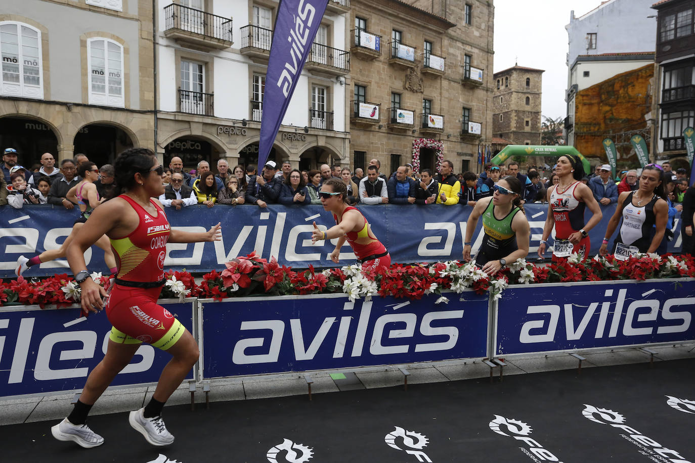 Las pruebas de relevos ponen el colofón al Duatlón de Avilés