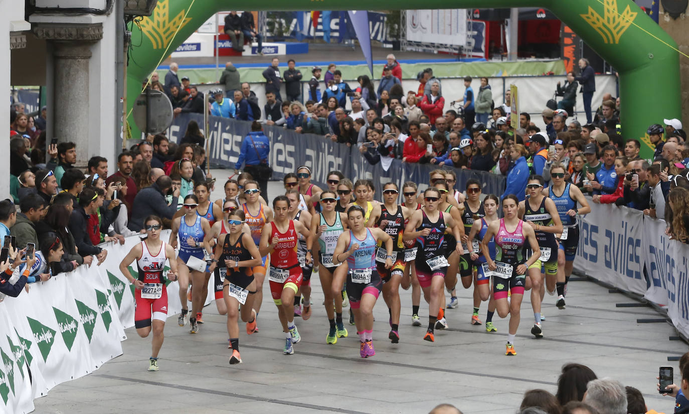 Las pruebas de relevos ponen el colofón al Duatlón de Avilés