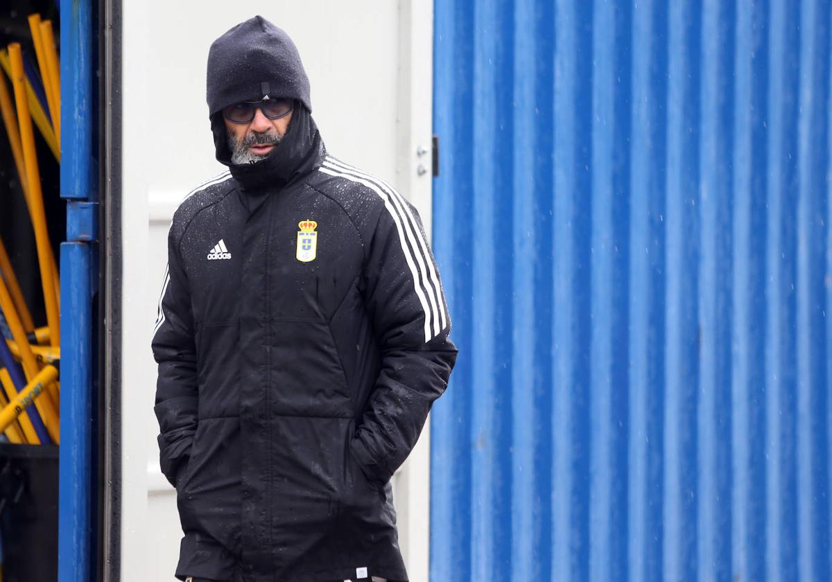 Álvaro Cervera, entrenador del Real Oviedo.