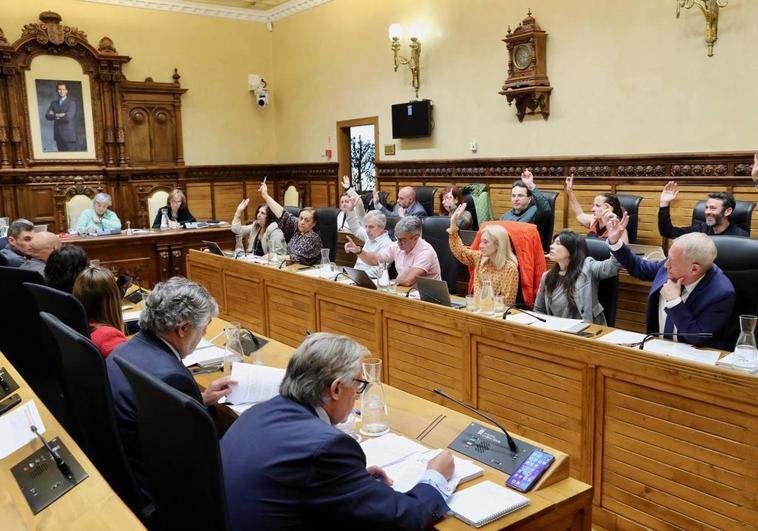 Pleno del Ayuntamiento de Gijón esta mañana.