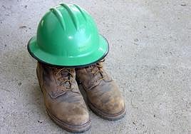 Acepta seis meses de prisión por un accidente laboral en el que resultó herido su hijo