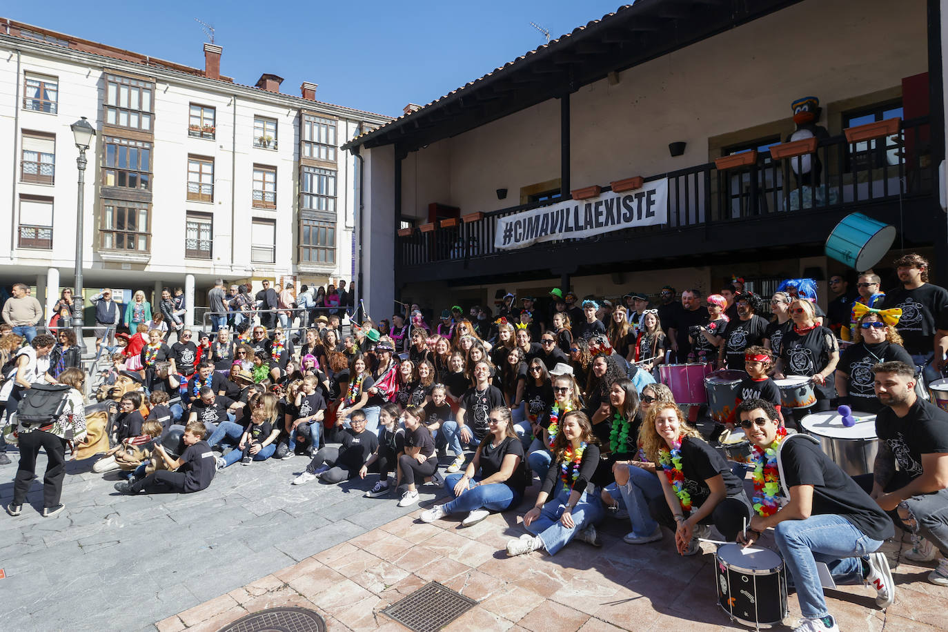 Cimavilla vibra en su homenaje a Rambal