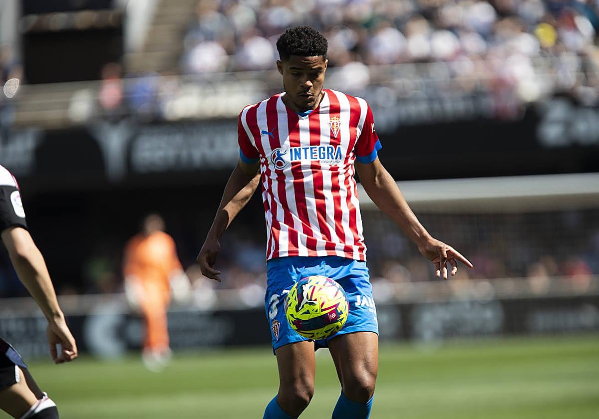 Jonathan Varane, durante el partido frente al Cartagena.
