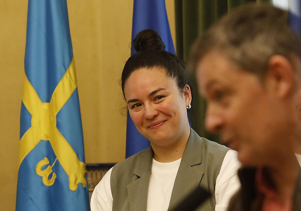 Natasha Lee anunció su retirada esta mañana en el Ayuntamiento