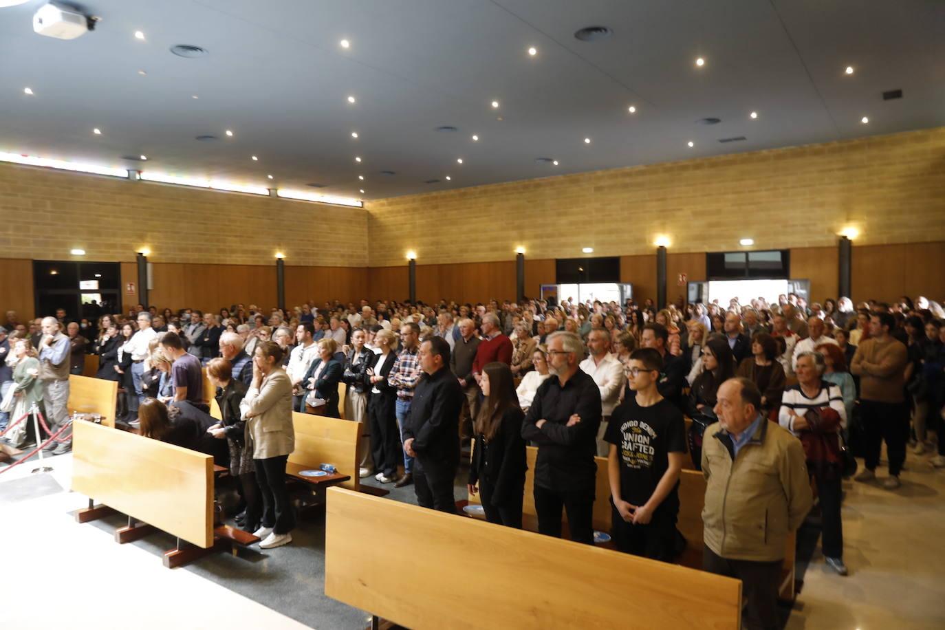 Gijón llora y se despide de Ángela Gil