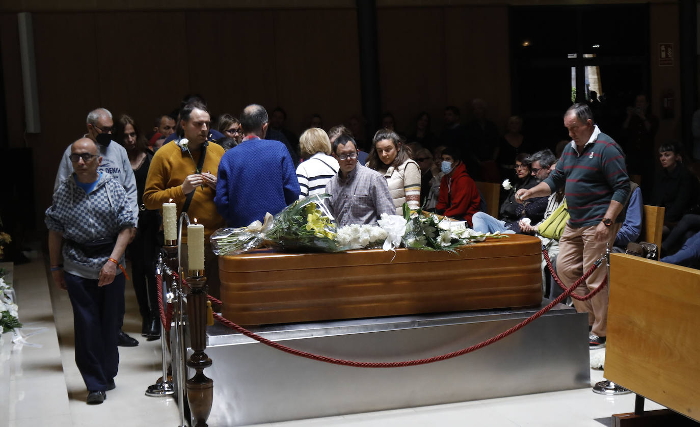 Gijón llora y se despide de Ángela Gil