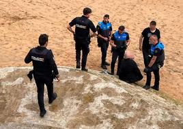 Rescate en la playa de San Lorenzo.