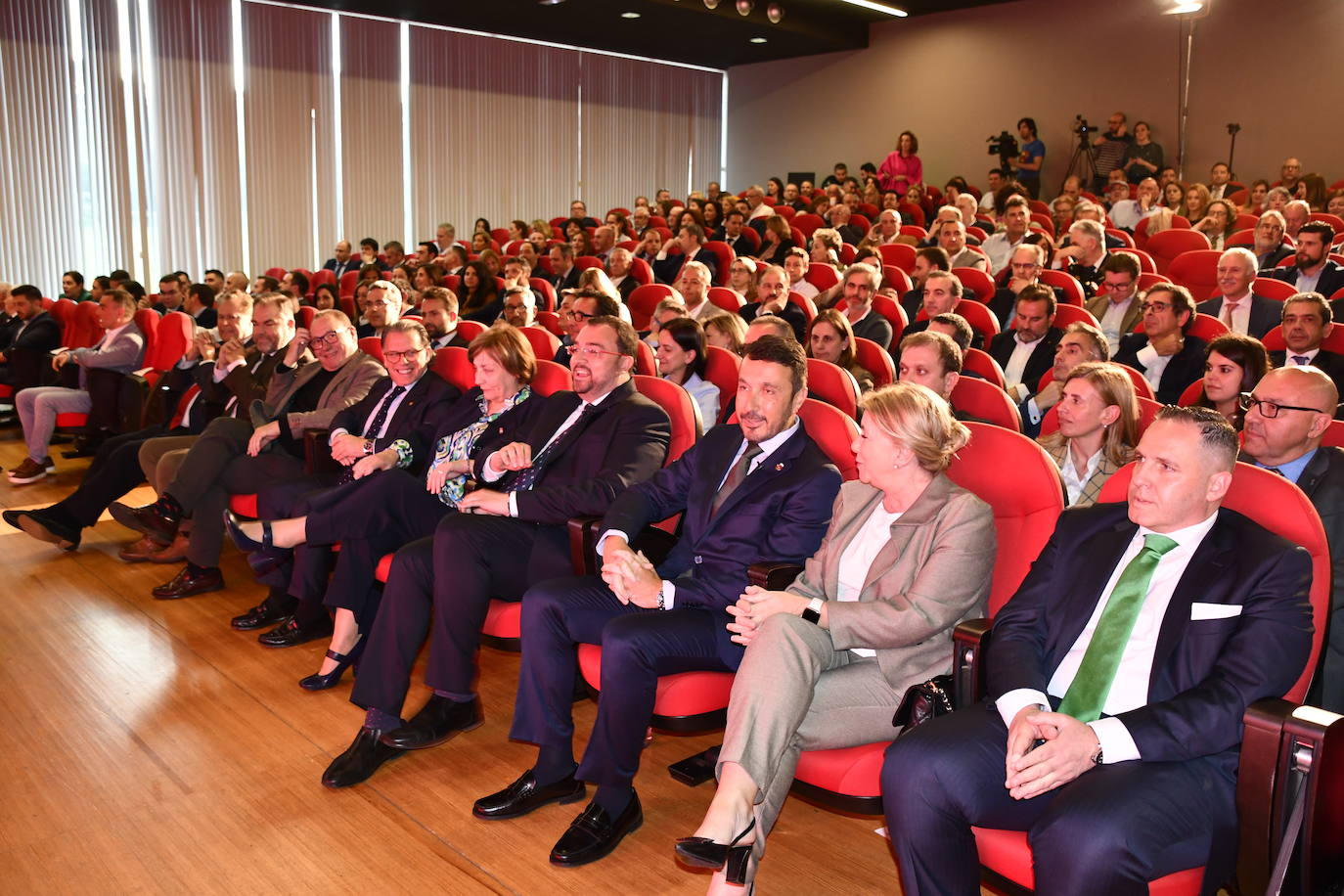 «Las inversiones de las empresas consolidan el futuro»