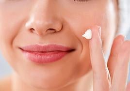 Salud retira setenta cosméticos del mercado elaborados en condiciones «muy deficientes»