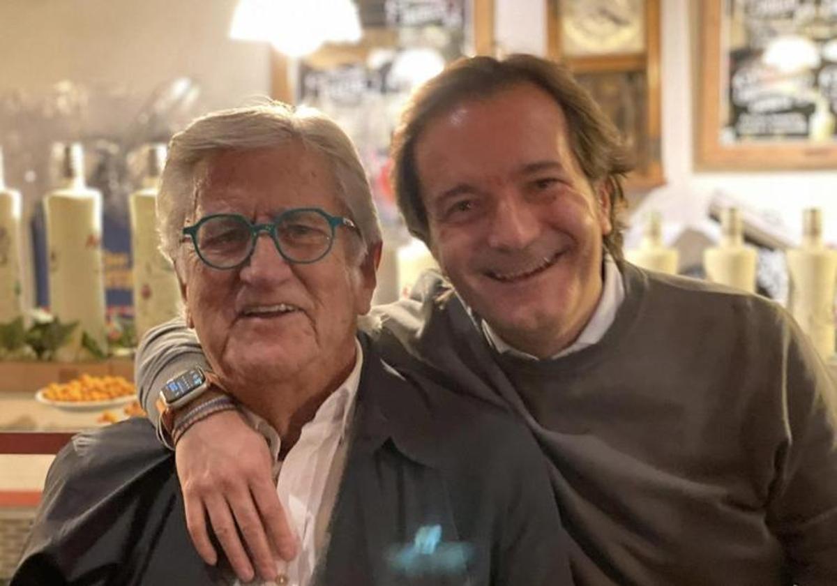 Otros tiempos. Pepe Domingo Castaños y Willy Valadés en una foto de 2021.