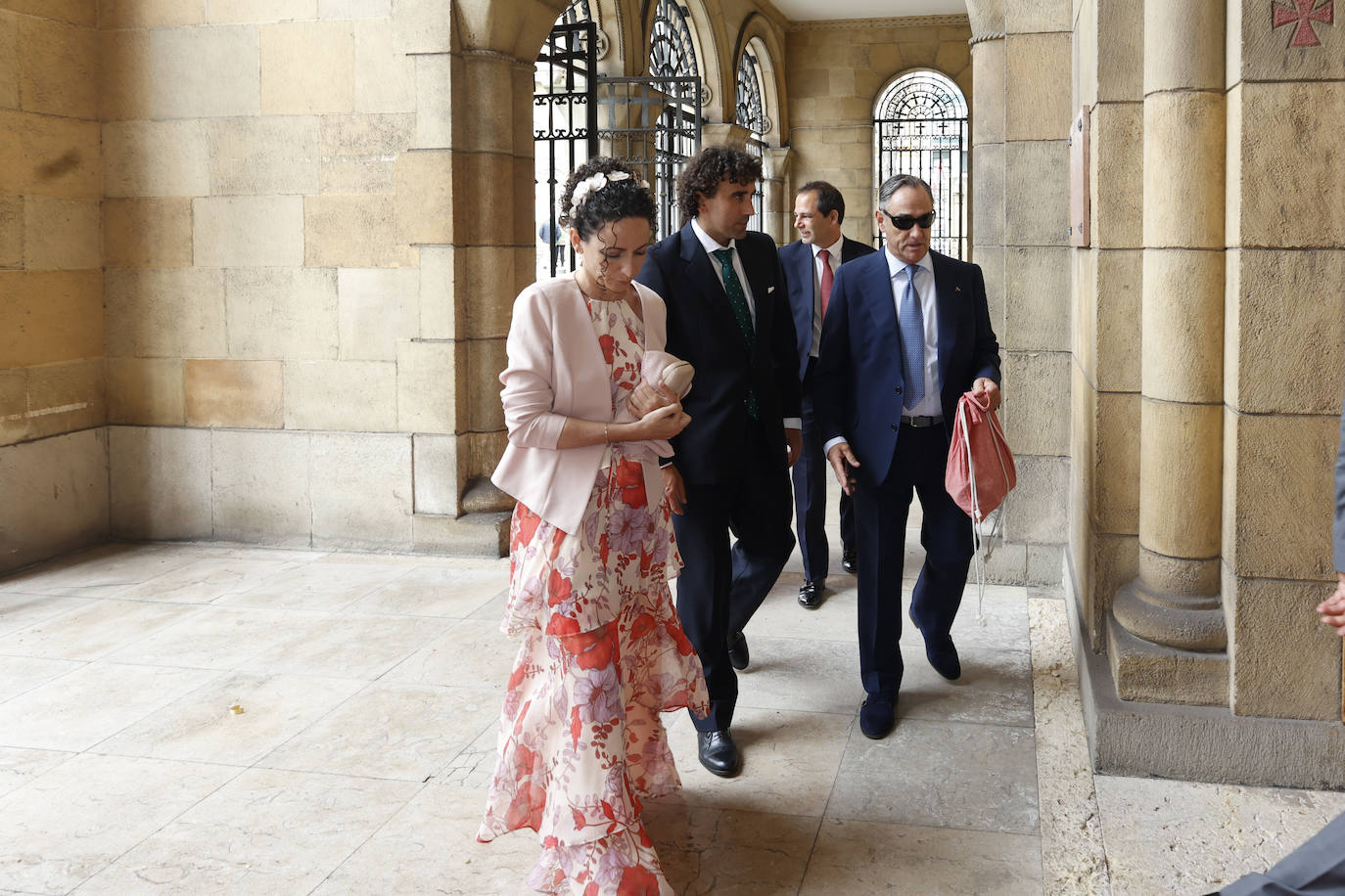 Ángela Pumariega sella su amor en San Pedro