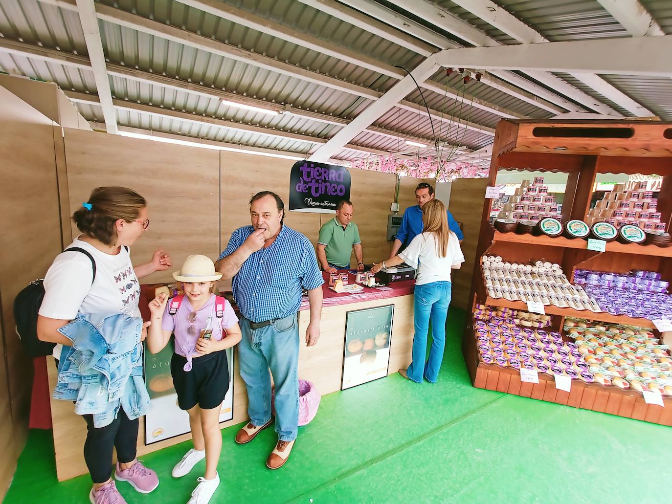 La Feria de Muestras de Tineo expone su maquinaria