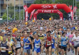 Jemutai pulveriza el récord de la Media Maratón de Gijón