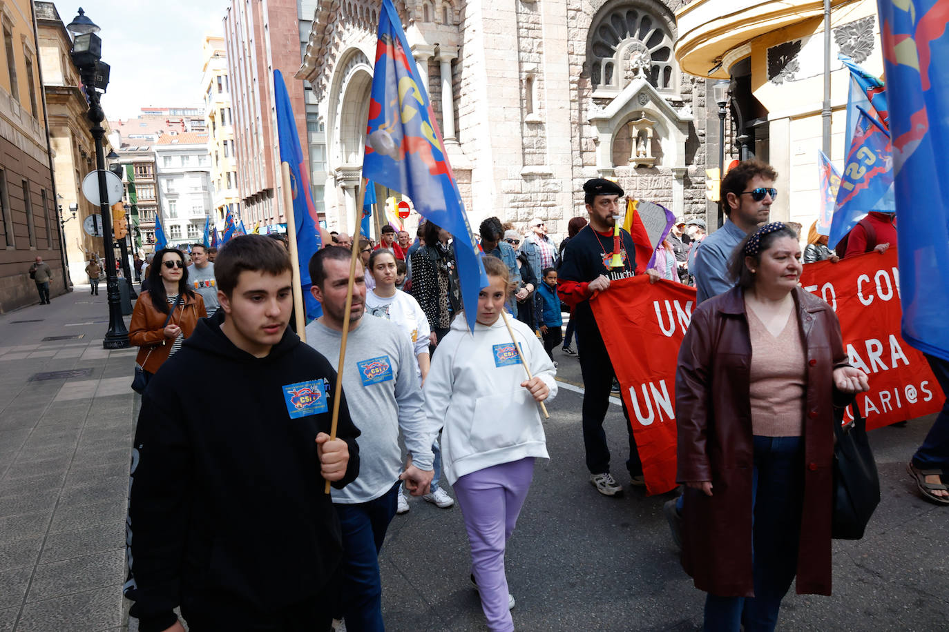 Clamor en Gijón por «trabajo digno, derechos y subida salarial»