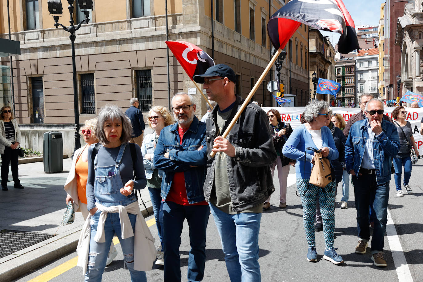 Clamor en Gijón por «trabajo digno, derechos y subida salarial»