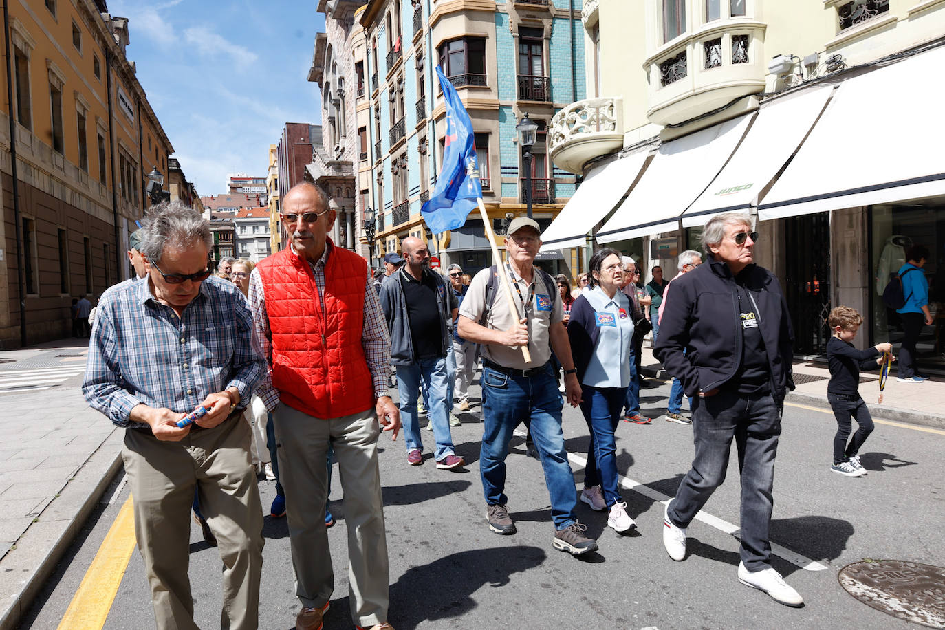 Clamor en Gijón por «trabajo digno, derechos y subida salarial»