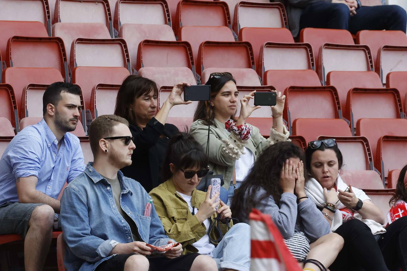 ¿Estuviste en el Sporting - Lugo? ¡Búscate en las fotos!