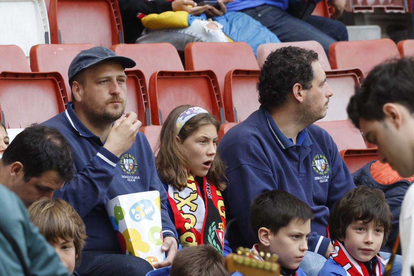 ¿Estuviste en el Sporting - Lugo? ¡Búscate en las fotos!