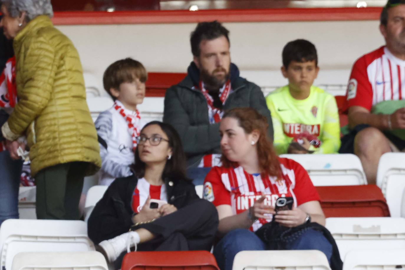 ¿Estuviste en el Sporting - Lugo? ¡Búscate en las fotos!