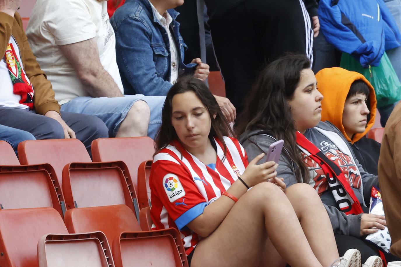 ¿Estuviste en el Sporting - Lugo? ¡Búscate en las fotos!