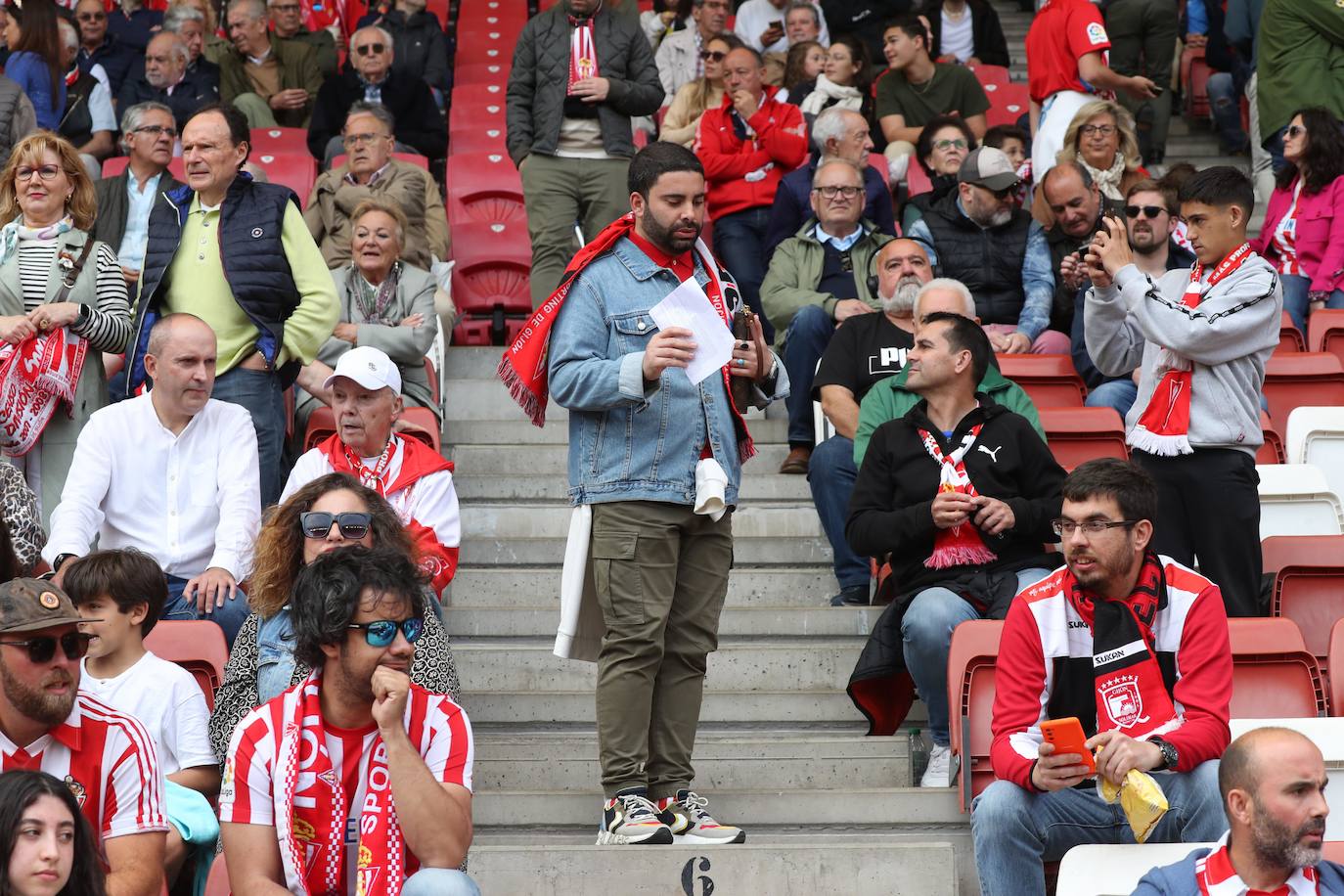 ¿Estuviste en el Sporting - Lugo? ¡Búscate en las fotos!