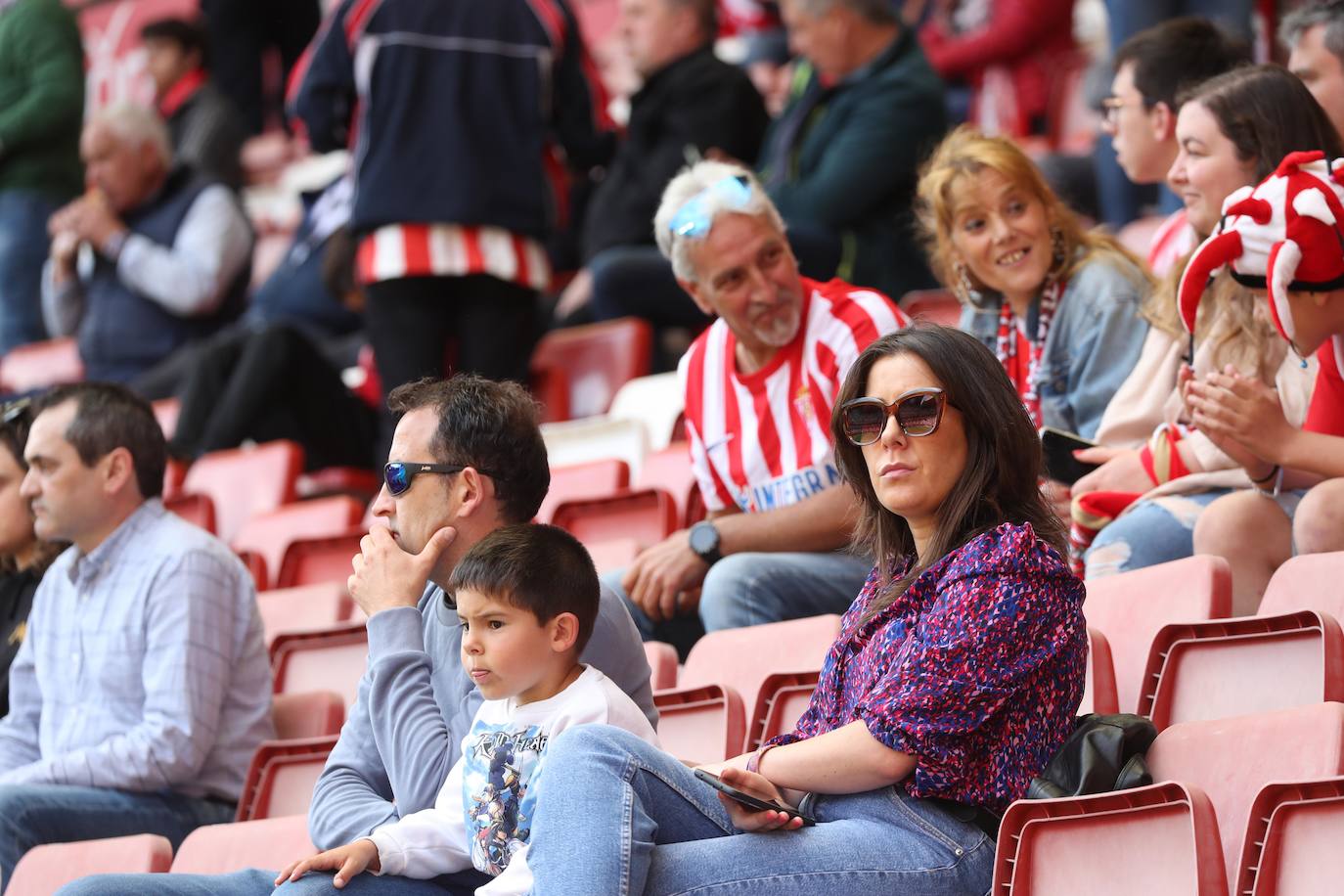 ¿Estuviste en el Sporting - Lugo? ¡Búscate en las fotos!