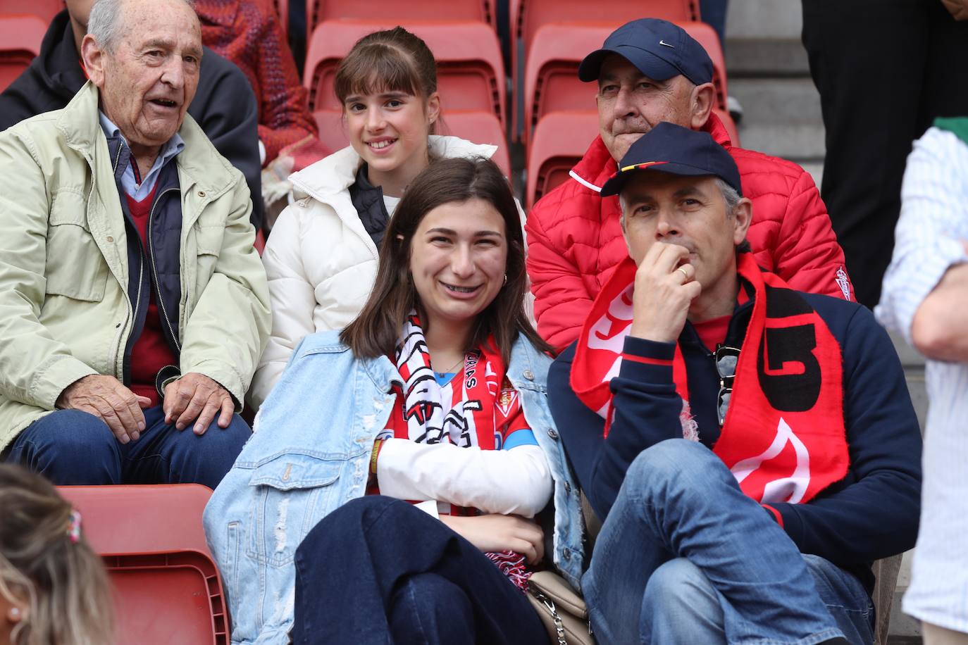 ¿Estuviste en el Sporting - Lugo? ¡Búscate en las fotos!