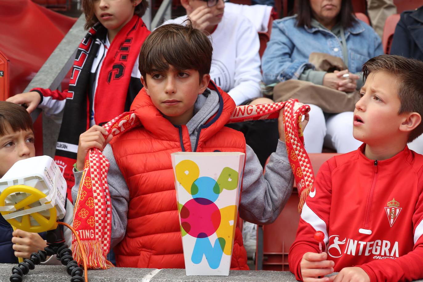 ¿Estuviste en el Sporting - Lugo? ¡Búscate en las fotos!