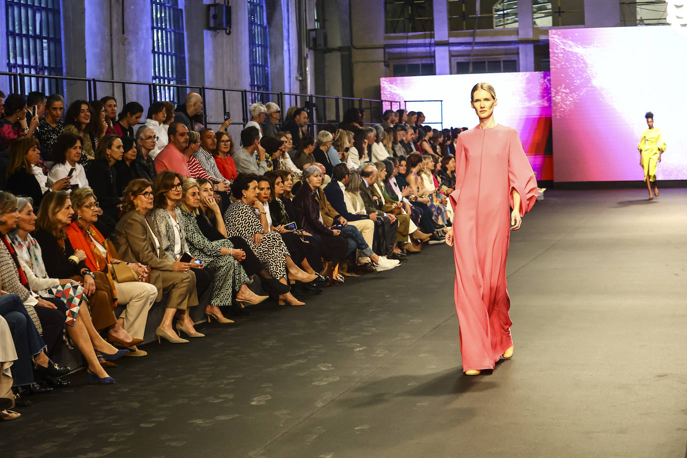 Oviedo, la gran pasarela del norte con Marcos Luengo