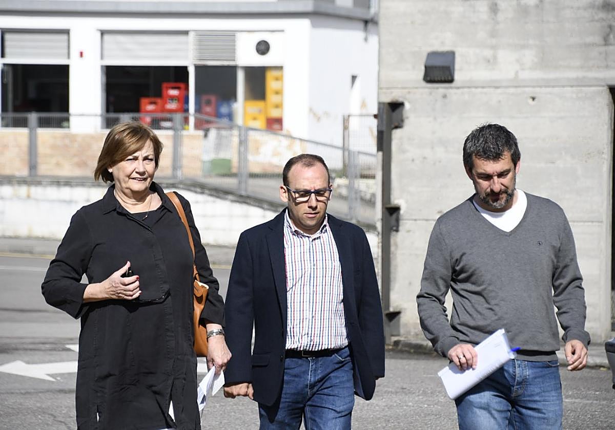 Mariví Monteserín, Noel Suárez y Manuel Campa en La Curtidora.