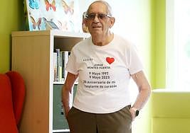 Jorge Montes, con su camiseta conmemorativa de su trasplante.