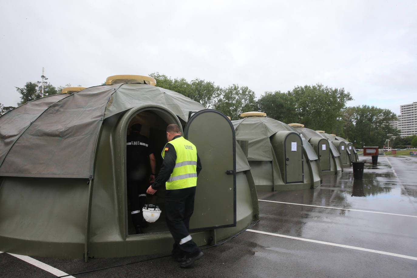 Así es el campamento de la UME en el parque de los Hermanos Castro de Gijón