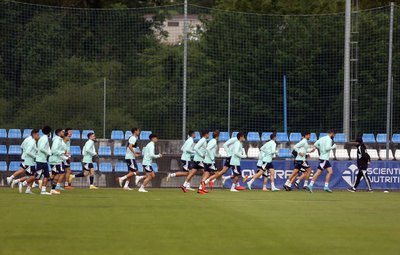 Entrenamiento del Real Oviedo (11/05/2023)