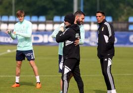 Borja Bastón y Álvaro Cervera en el entrenamiento del Real Oviedo.