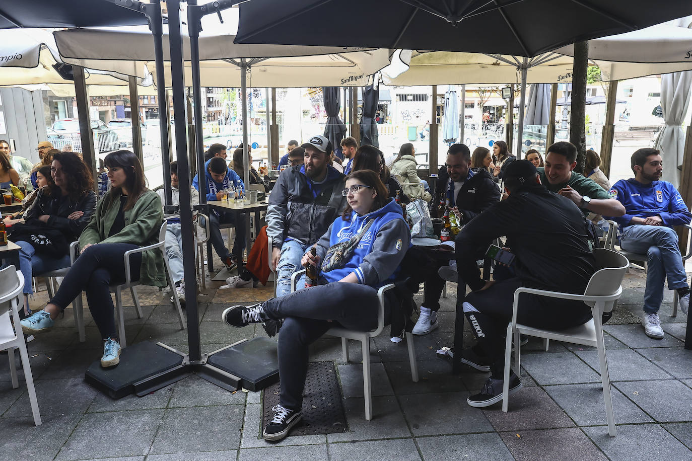 El derbi se vivió también en los bares de Oviedo