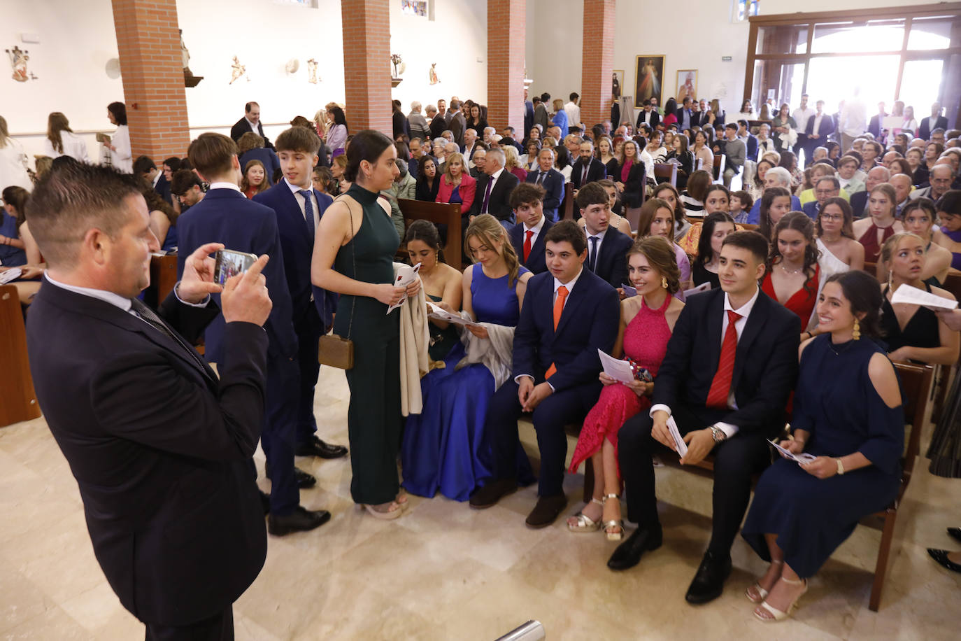 Las graduaciones despiden el curso en Gijón