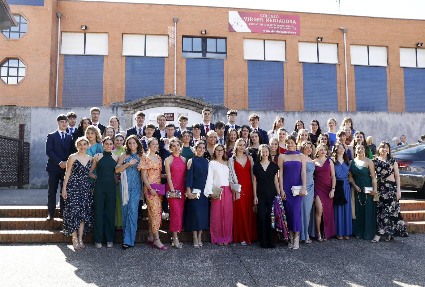 Las graduaciones despiden el curso en Gijón