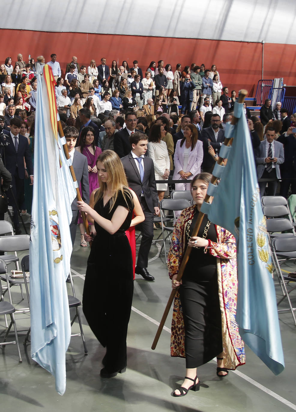 Las graduaciones despiden el curso en Gijón