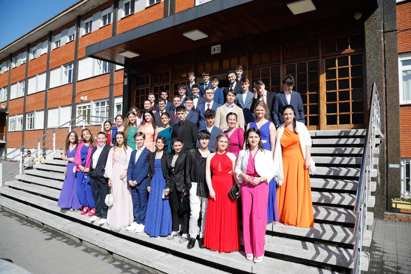 Las graduaciones despiden el curso en Gijón