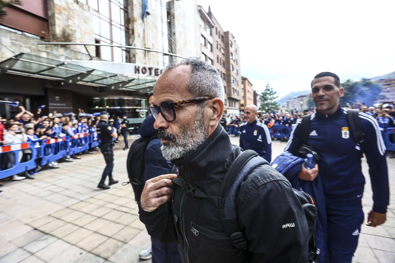 Así despidió la afición del Real Oviedo a los jugadores