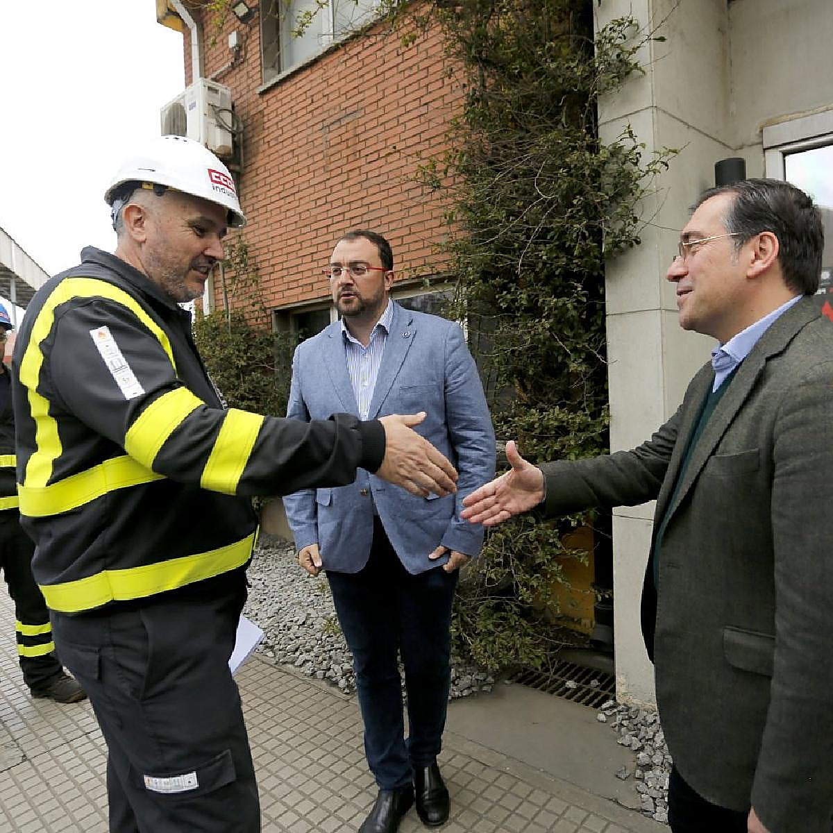 Barbón avisa: «Si hay desmovilización podemos tener una pesadilla con Vox»