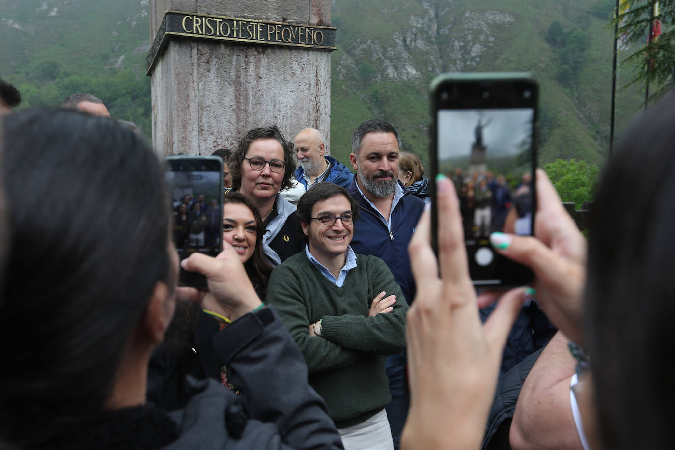 Abascal hace campaña en Covadonga