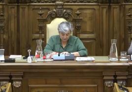 La alcaldesa de Gijón, durante el Pleno.