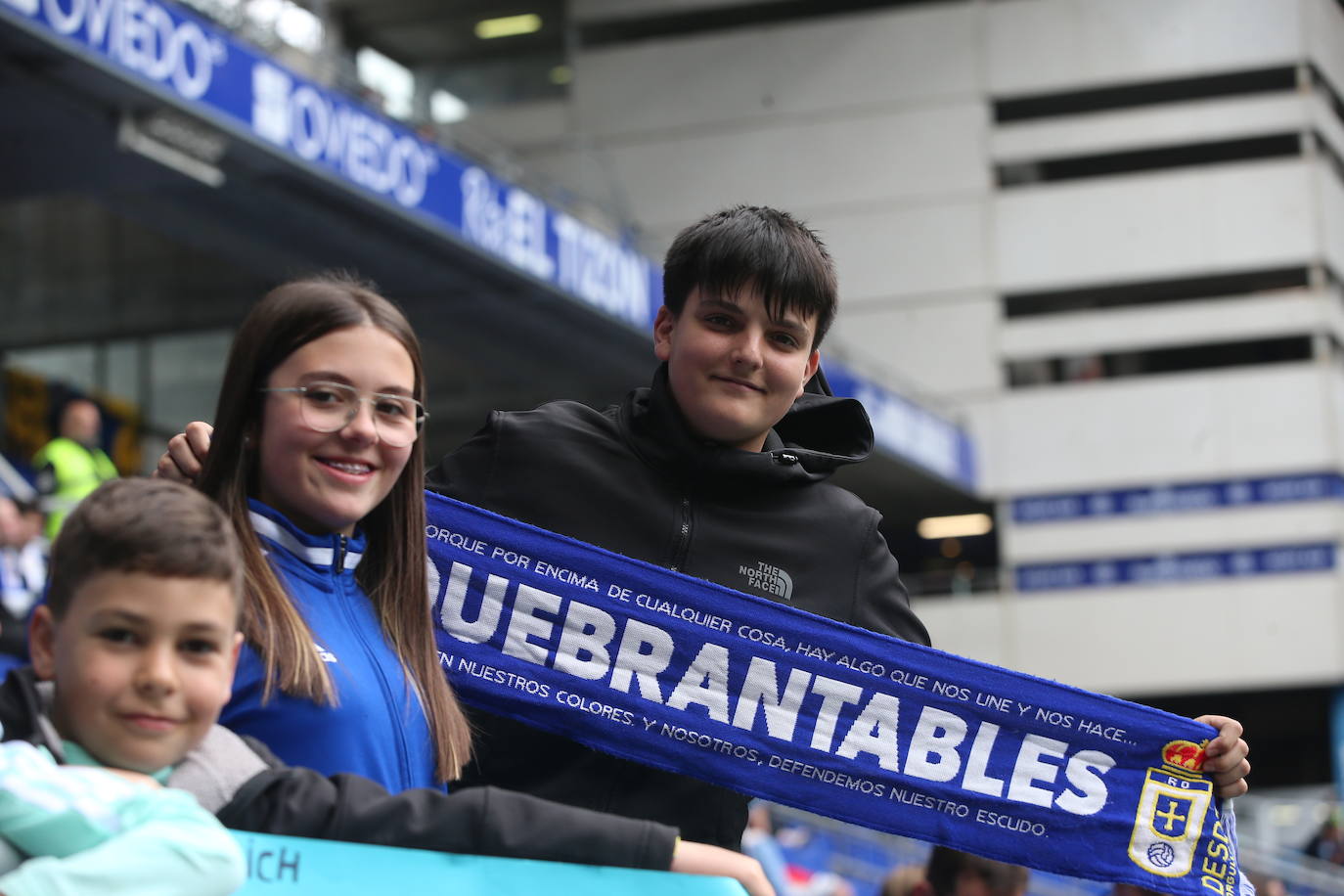 ¿Estuviste en el Tartiere? ¡Búscate en las fotos del último partido del Oviedo en casa!