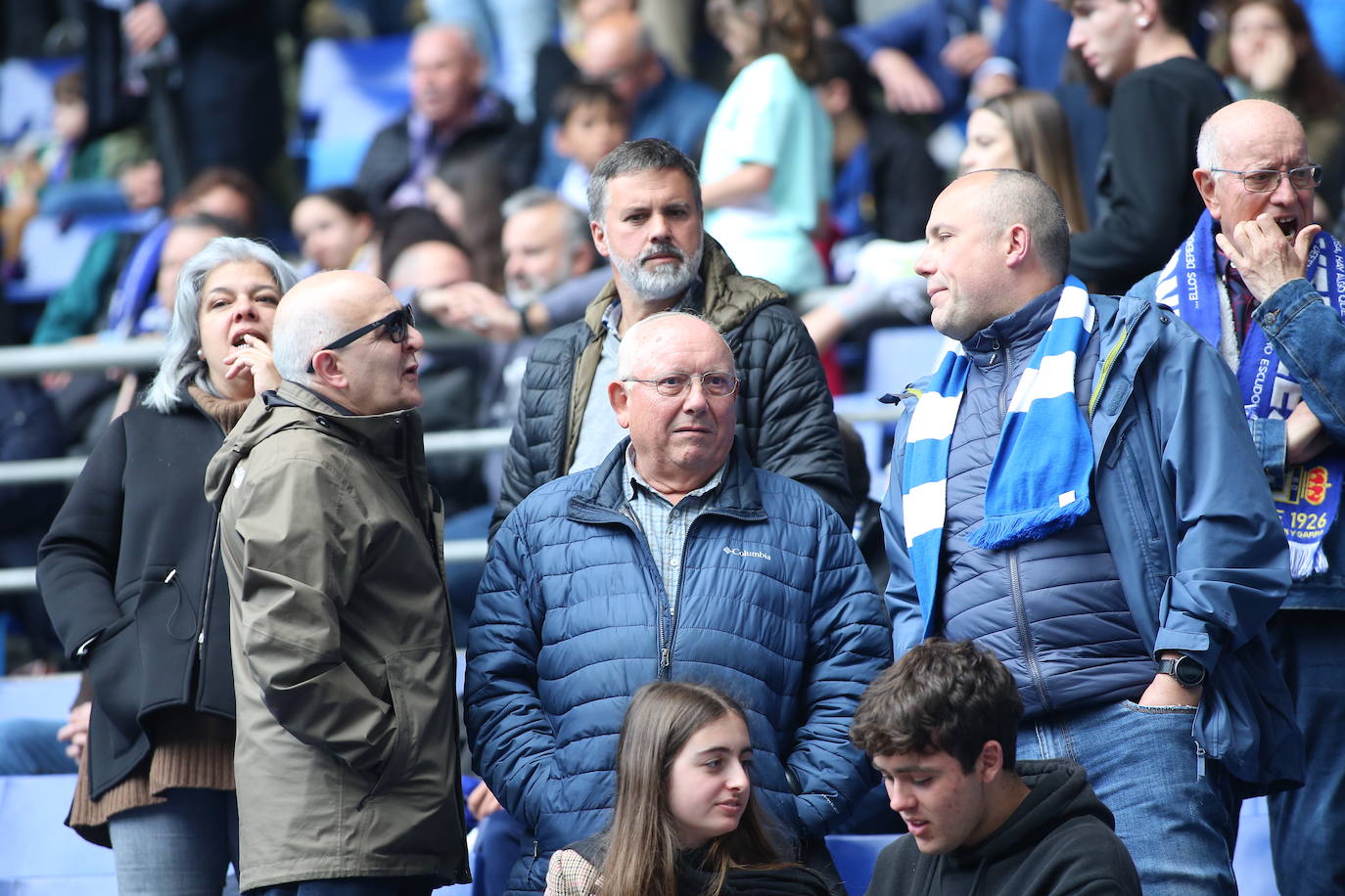 ¿Estuviste en el Tartiere? ¡Búscate en las fotos del último partido del Oviedo en casa!