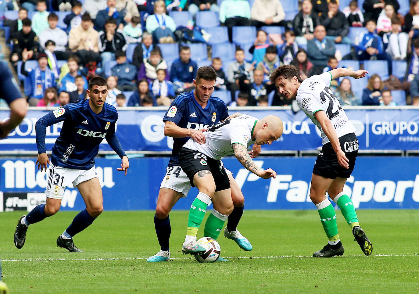 Las mejores imágenes del Oviedo 1 - 0 Racing