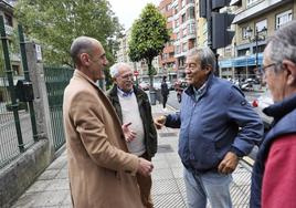 Francisco Álvarez-Cascos, ayer con Barbazán y Del Fresno .