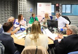 Los candidatos a la Alcaldía, en el debate celebrado en la RPA.