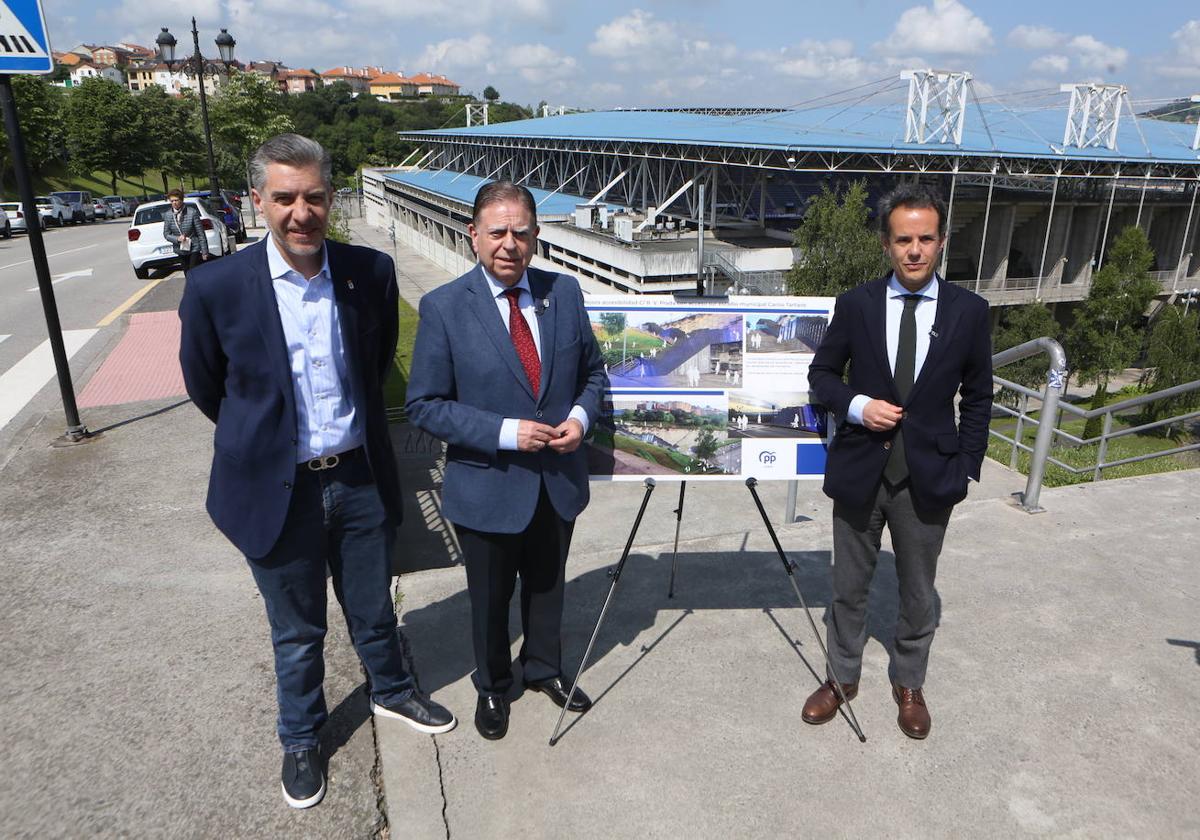 Martín Peláez, presidente del Real Oviedo, Alfredo Canteli, alcalde de Oviedo y el actual concejal de Urbanismo, Nacho Cuesta.