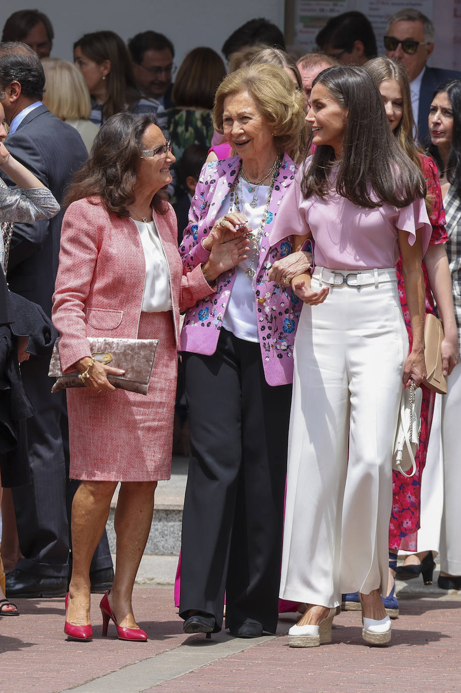 Armonía de color en la confirmación de la infanta Sofía